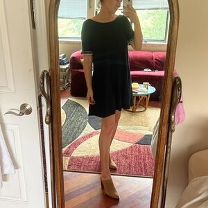 Sezane Autumn Dress Low Back & Ruffled Sleeves